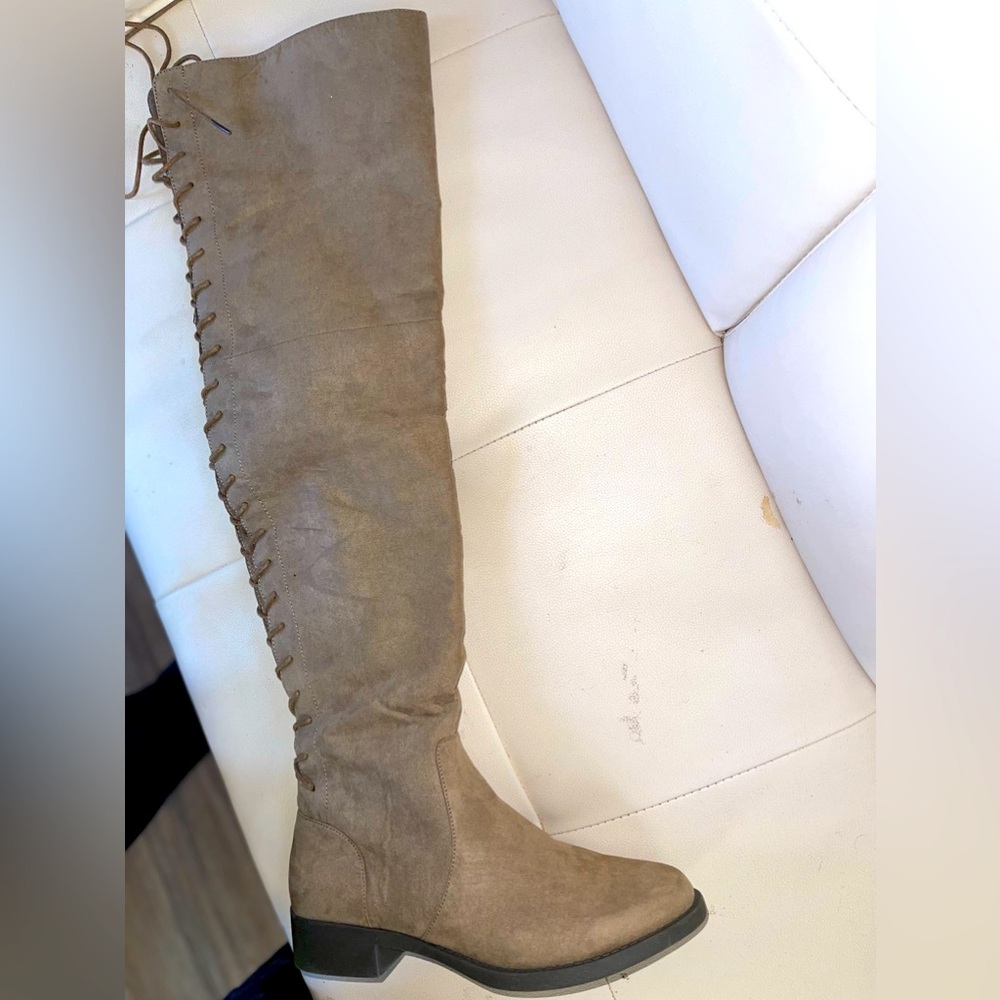 Just fab Megan taupe flat boots